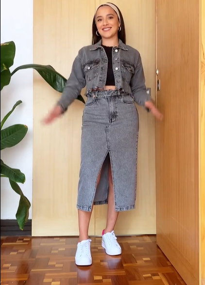 "BRAT" FALDA DENIM TONO ACID GRIS