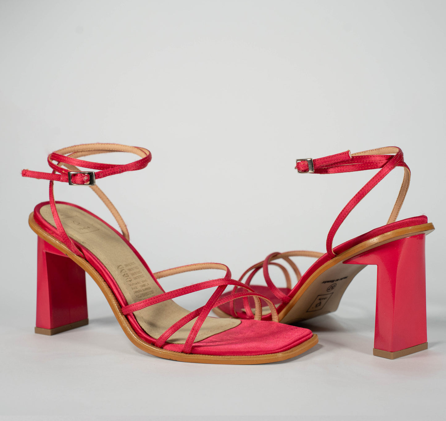 FUENCARRAL FUCSIA - SANDALIAS CON TACÓN